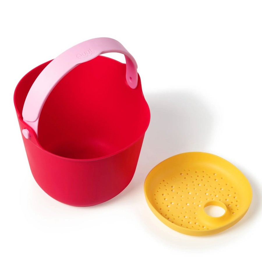 Outdoor Quut Buckets & Spades | Bucki - Cherry Red