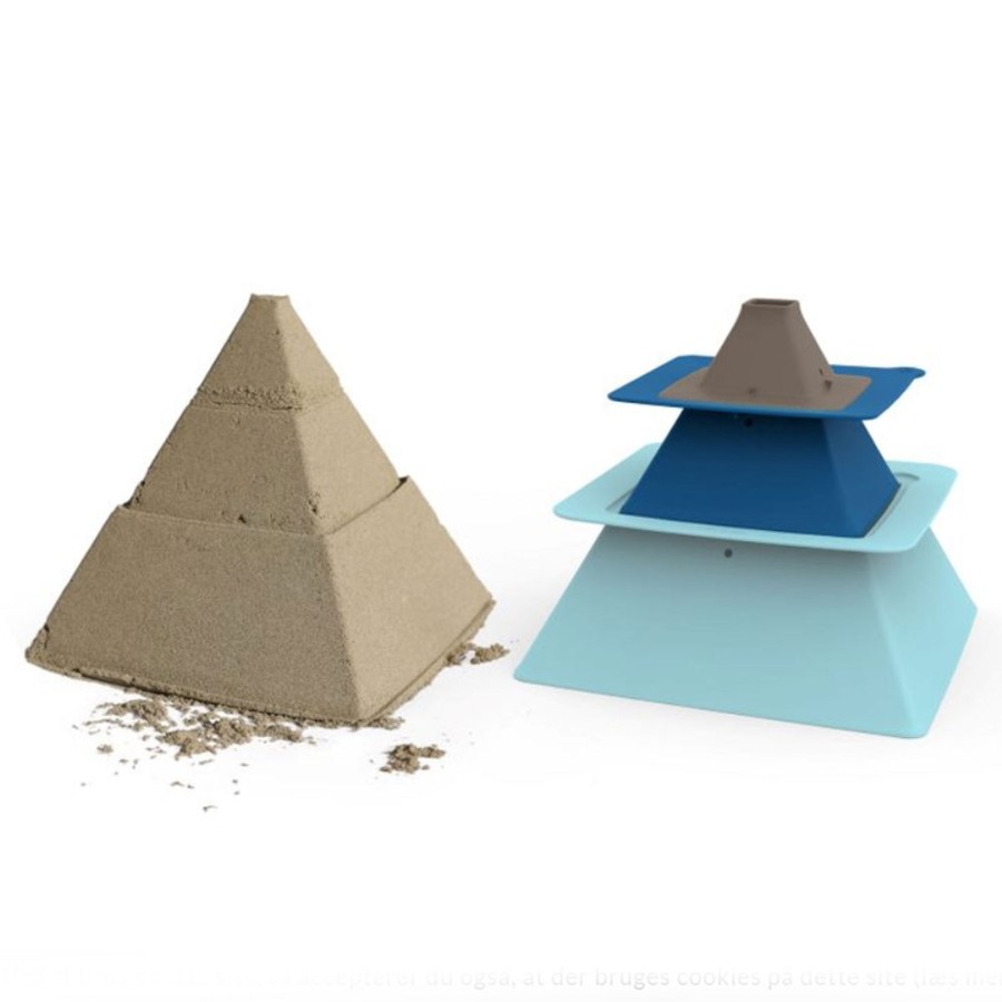 Outdoor Quut Buckets & Spades | Pyramid Sand Builder